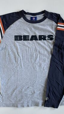 Medium Reebok NFL Chicago Bears Long Sleeve Shirt